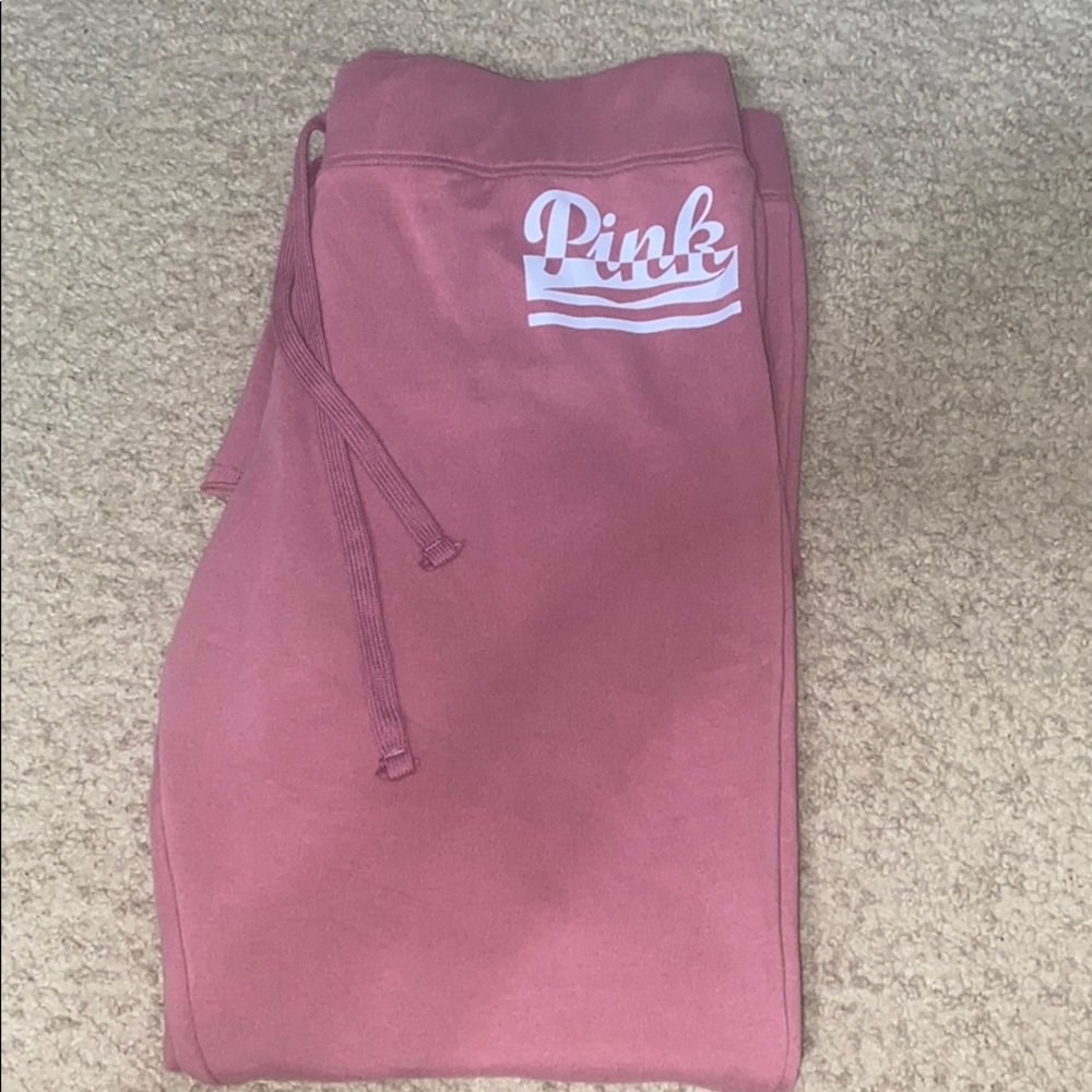 pink Victoria’s Secret yoga pants